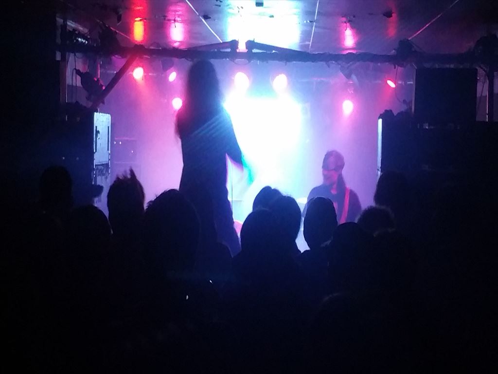 戦国大統領 大阪緑橋にある ライブハウスです。